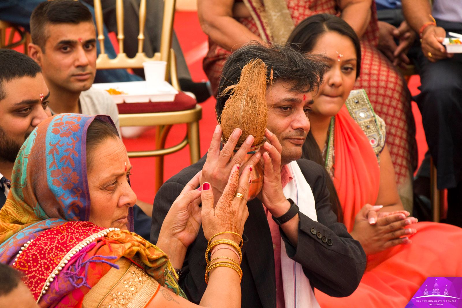 ©1987-2017 SKS Swaminarayan Temple East London